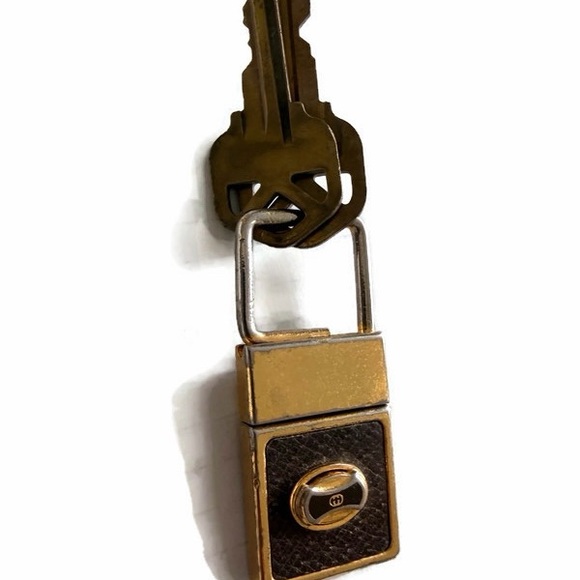 Gucci Gold and Brown Key Holder